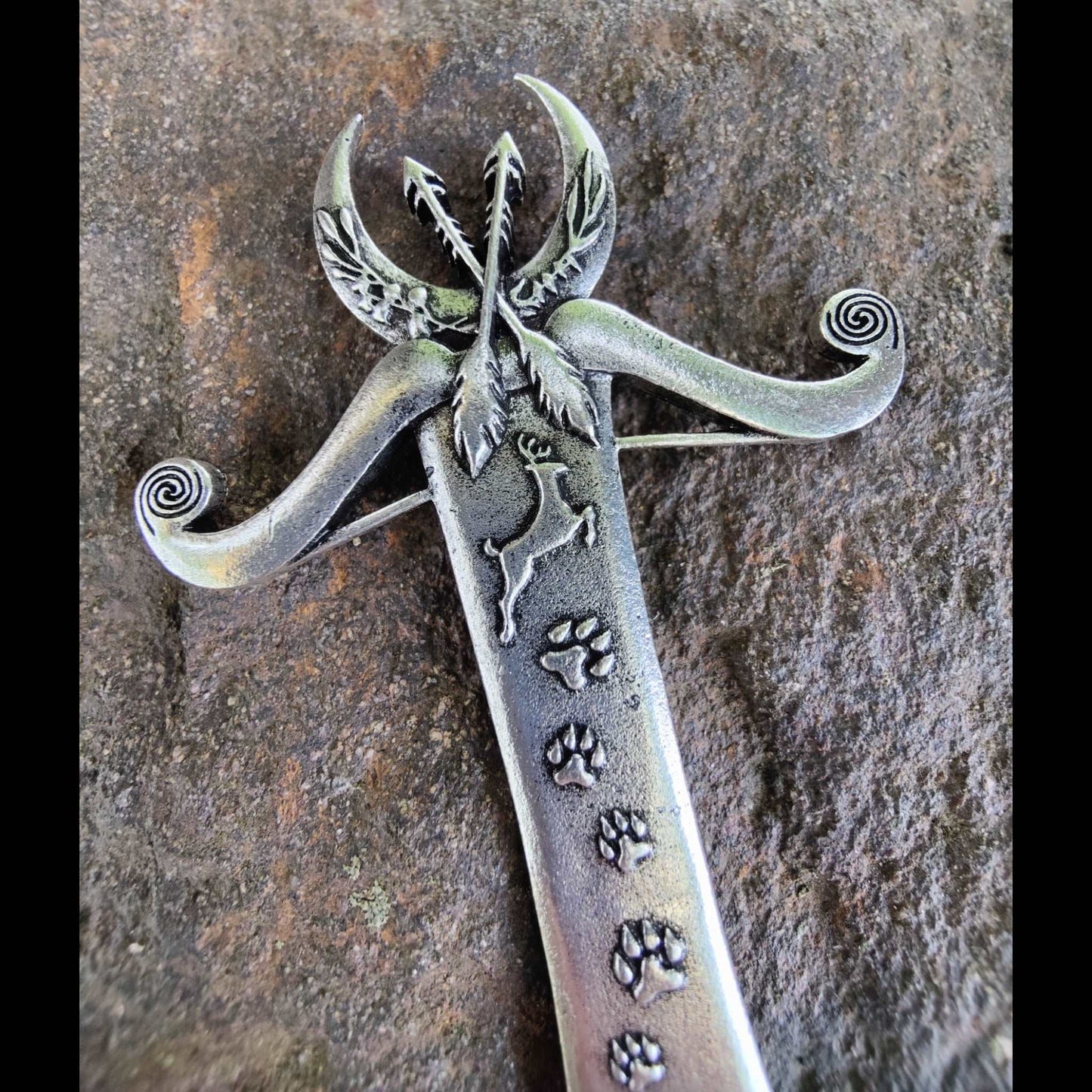 The Artemis Hair Dagger