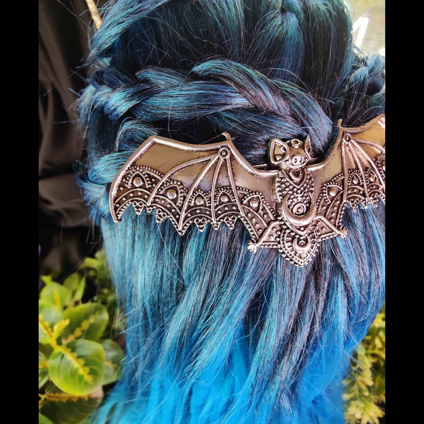 Filigree Bat French Barrette
