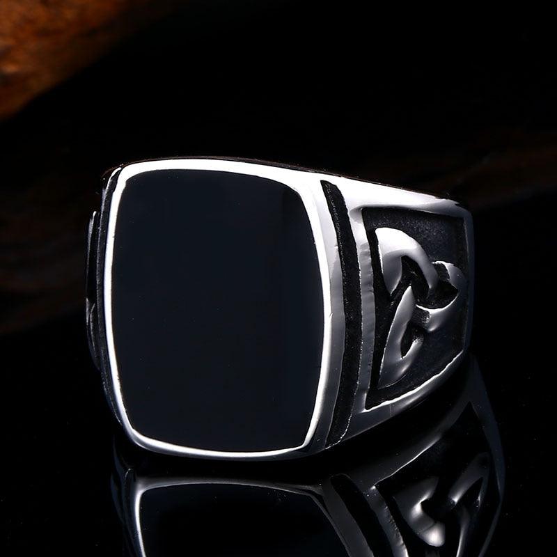 Roderick Black Ring