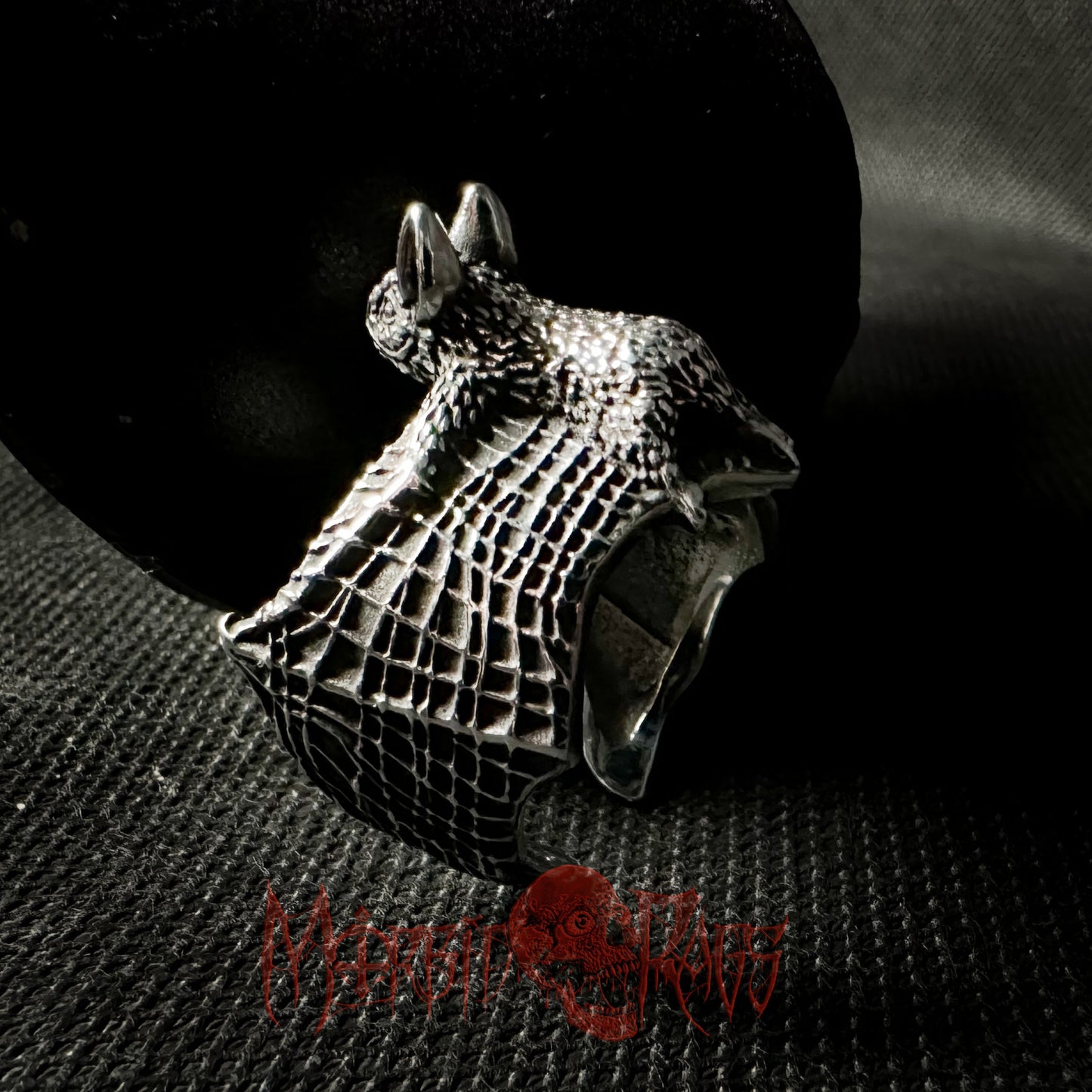 Valerian Bat Ring