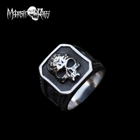 Valerius Skull Ring