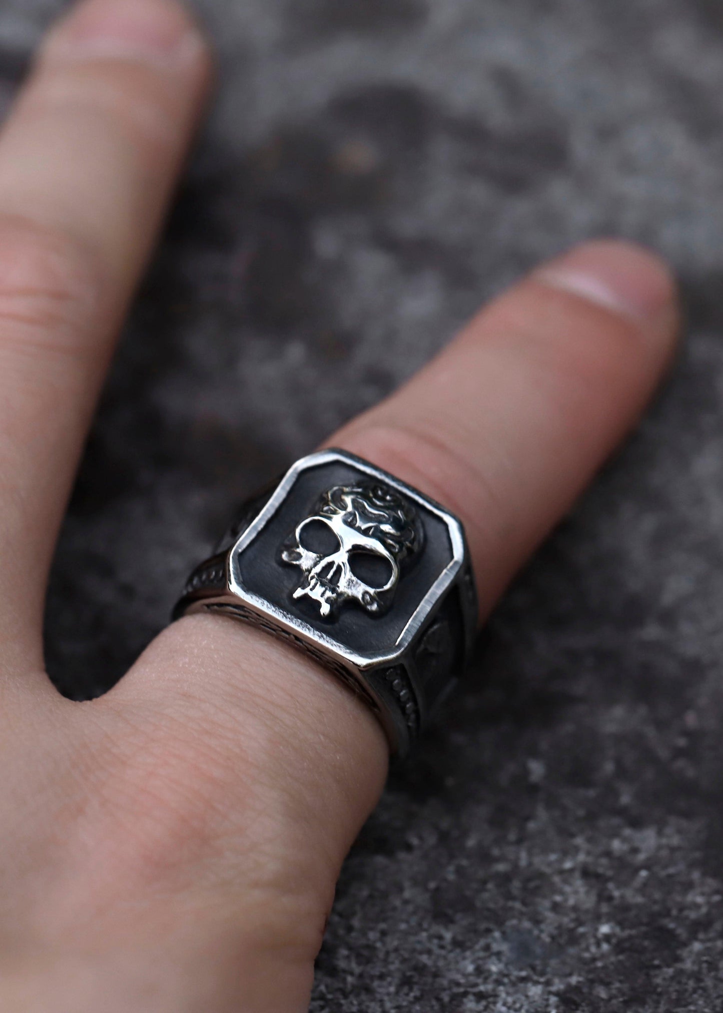 Valerius Skull Ring