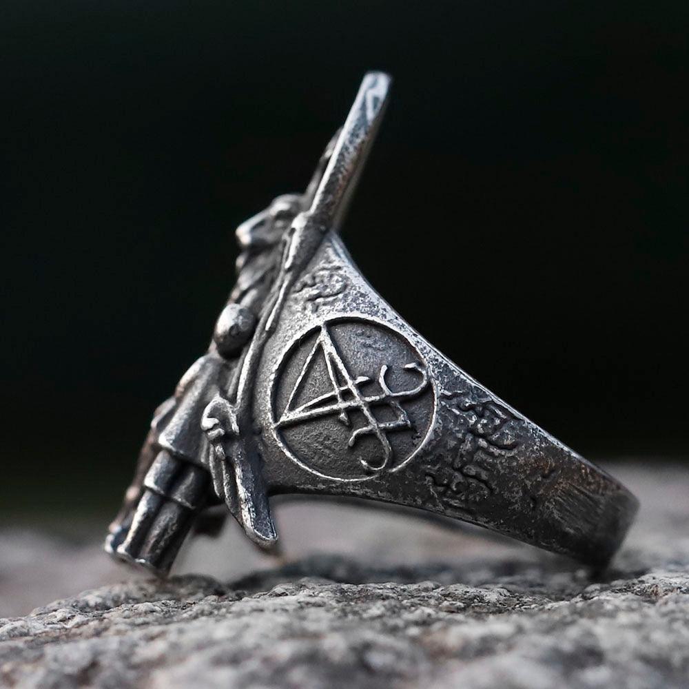 Zephyrus Lucifer Ring