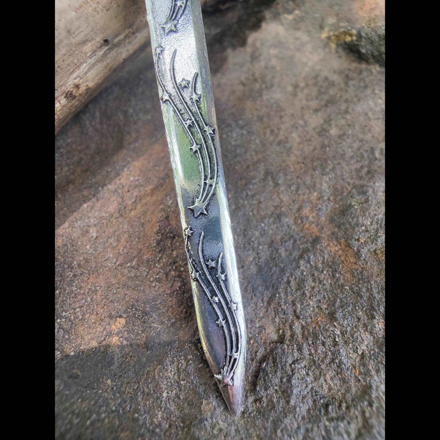 Goddess Nyx Hair Dagger