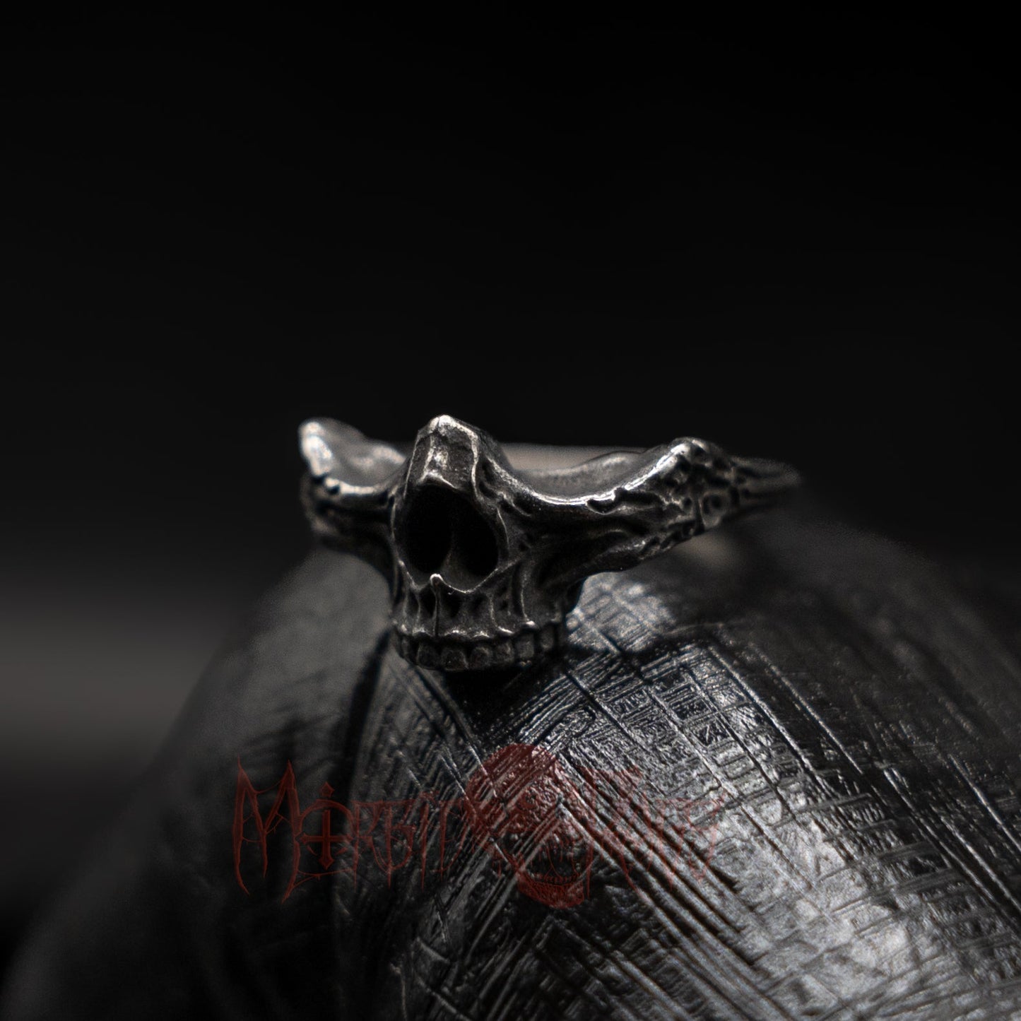 Evander Skull Ring