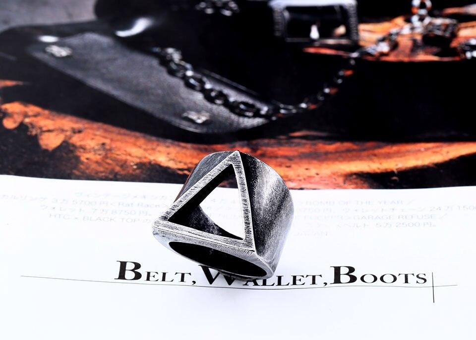 Ivar Triangle Ring