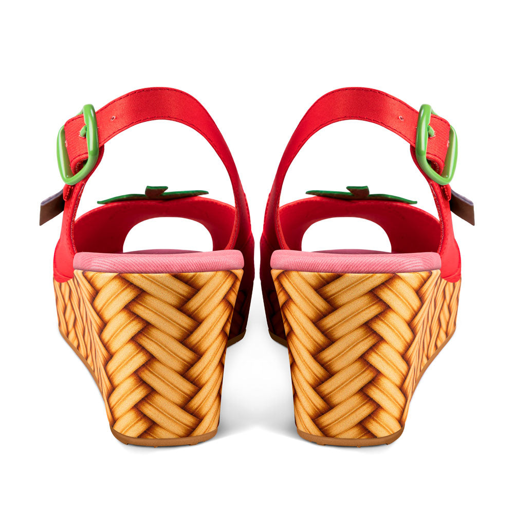 Chocolaticas® Strawbella Women's Sandal