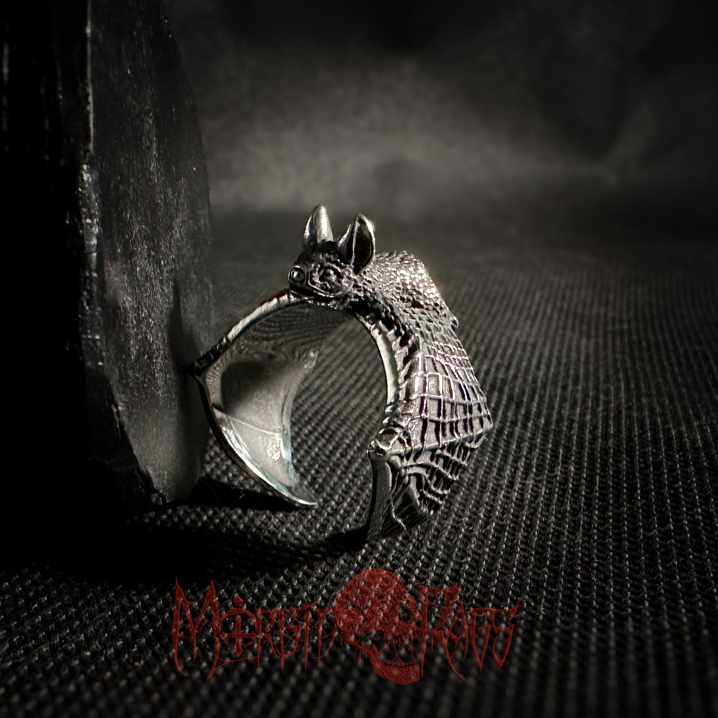 Valerian Bat Ring