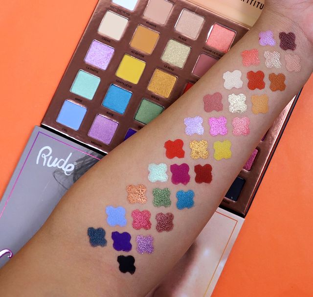 C'est La Vie 30 Eyeshadow Palette