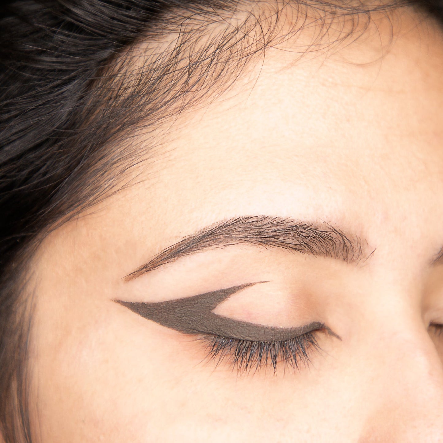 Peep Show Brow & Eyeliner Cream