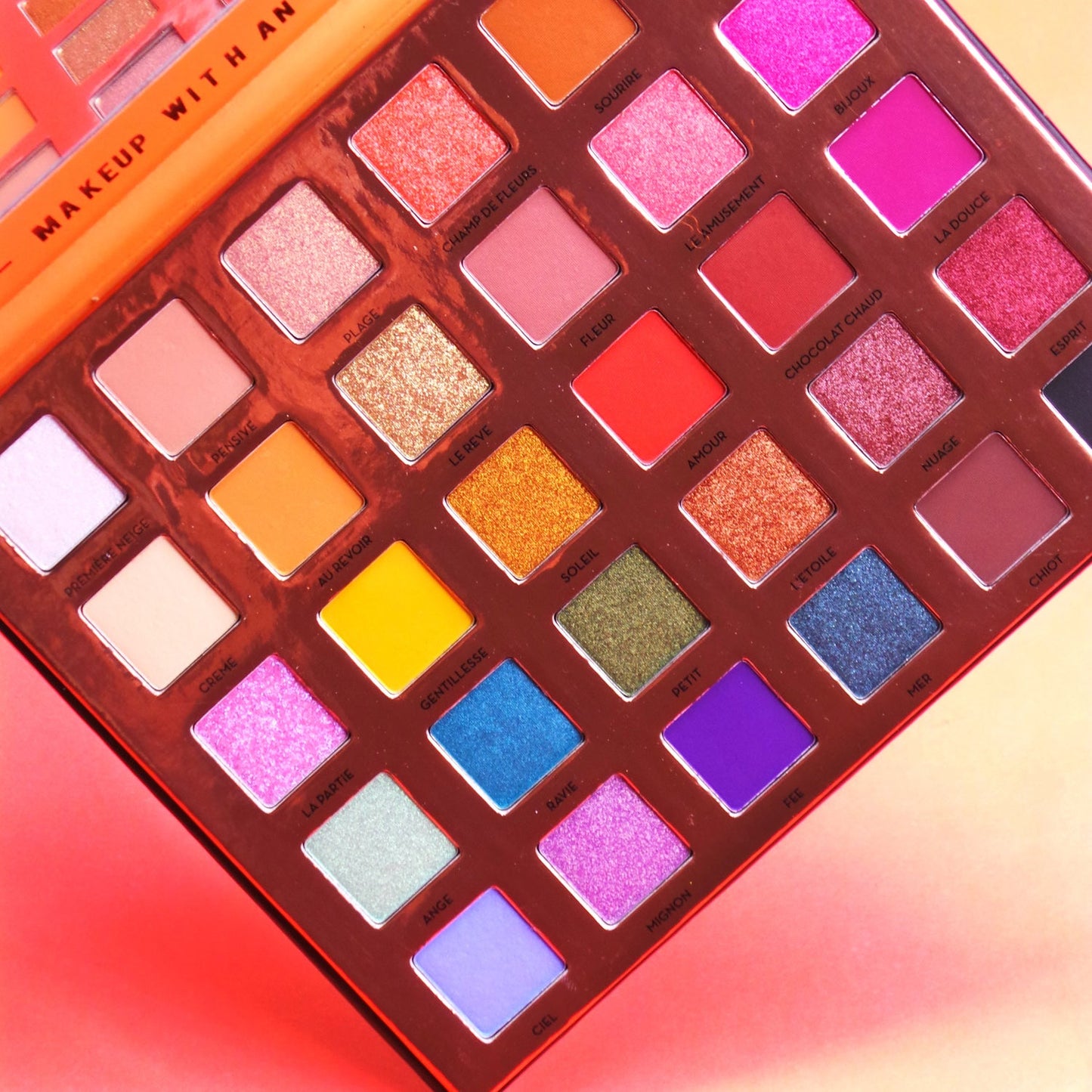 C'est La Vie 30 Eyeshadow Palette